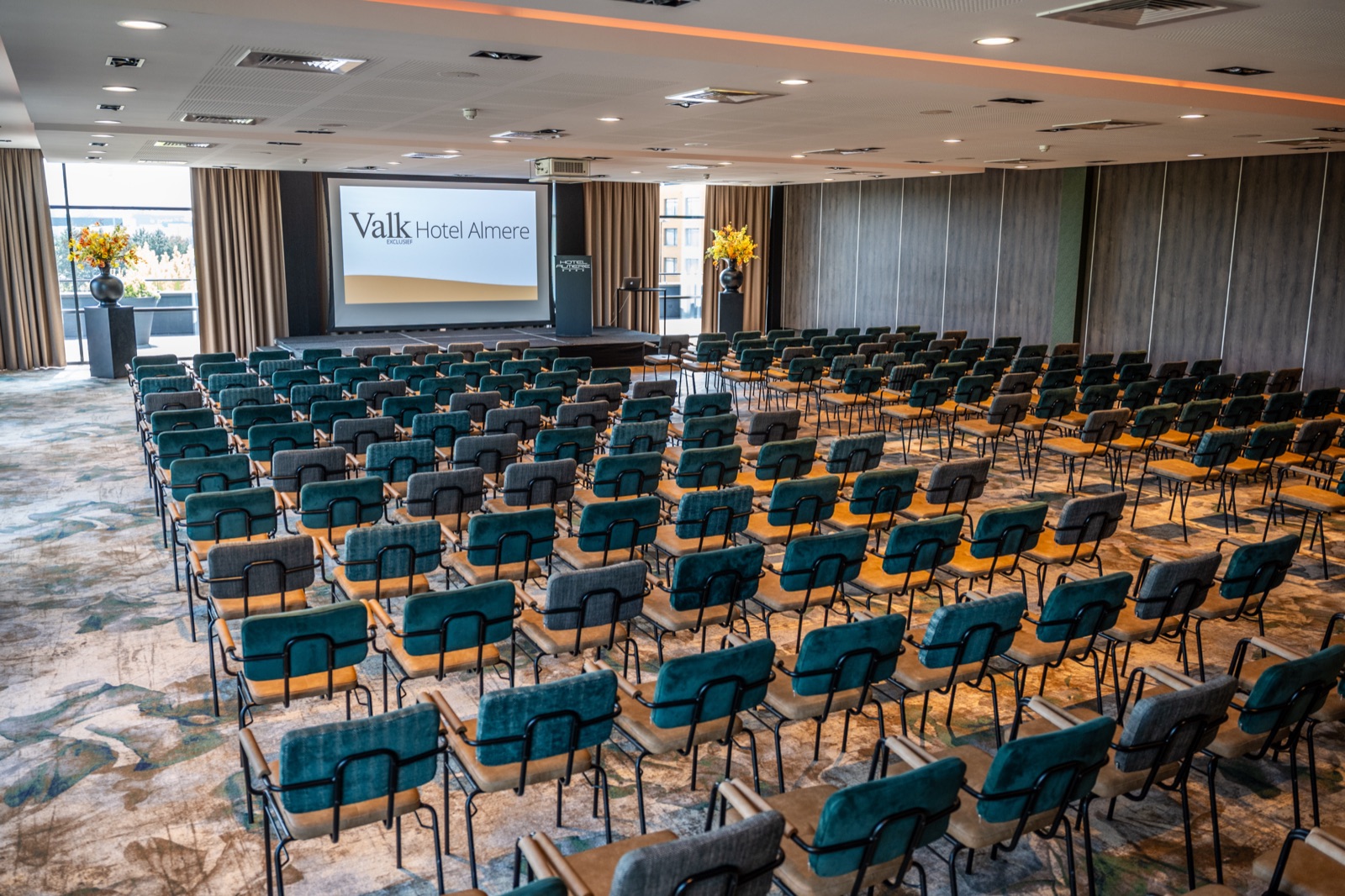 Van der Valk Hotel Almere conference room
